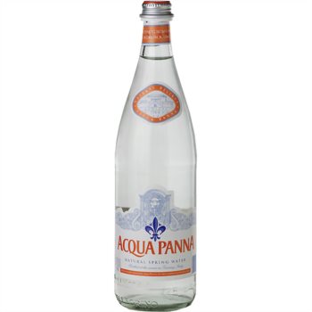Agua mineral sin gas de Italia Aqua Panna